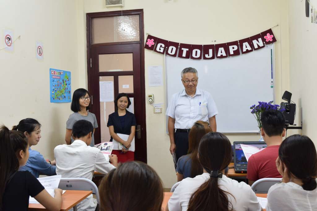 khai giảng lớp học tiếng Nhật