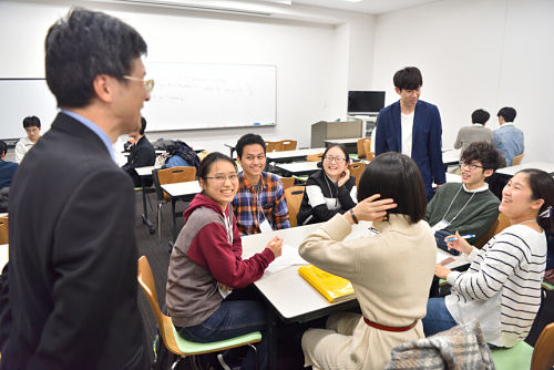 Một lớp học tại ĐH Kyoto.